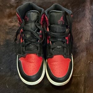 Jordan Kids Black and Red Sneakers